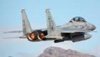 "الأباتشي" يقصف الحوثيين بتعز.. وصواريخ "غراد" تواجه تهديدهم للحدود