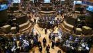 "وول ستريت" كادت أن تحطم رقما قياسيا بعد فوز ترامب