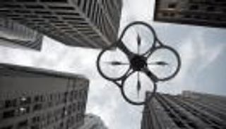 الإمارات تطلق دوريات شرطة لرصد الطائرات بدون طيار