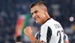 بيريز يسعى لخطف حلم برشلونة القديم