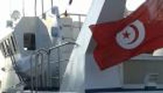 الجيش التونسي يوقف 8 أشخاص تسللوا من ليبيا عبر الشاطئ