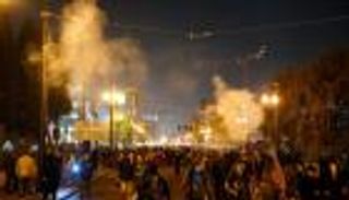 رافضو فوز ترامب يتوعدونه بمعركة طويلة