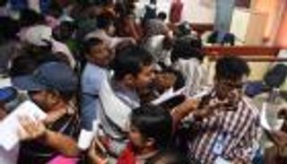 أزمة "الروبية".. الهنود خائفون و"المركزي": لا تقلقوا