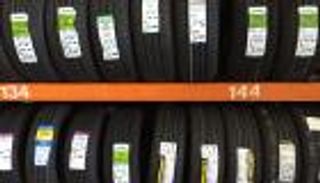 كيف تشتري إطارات جديدة لسيارتك؟