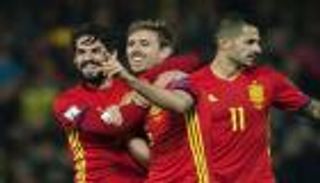 اسبانيا تدخل تاريخ التصفيات برباعية مقدونيا