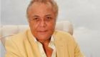 "المهن الموسيقية" عن وفاة محمود عبدالعزيز: لن يتكرر