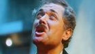 "القاهرة السينمائي" يهدي دورته لمحمود عبدالعزيز