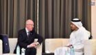 عبدالله بن زايد يستقبل وزير الشؤون الخارجية والتجارة الأيرلندي 