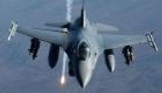 خسارة إستراتيجية لداعش.. التحالف يدمر جسرا حيويا شمال الرقة