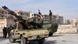 طيران الأسد يقصف حلب القديمة.. وغارات روسية جديدة على داعش