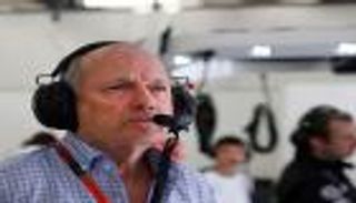 إجبار دينيس على الرحيل عن مكلارين بعد 35 عاما