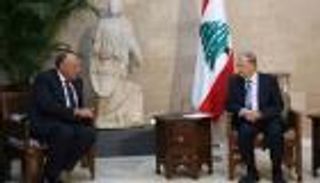 السيسي يدعو عون إلى زيارة مصر في أقرب فرصة 