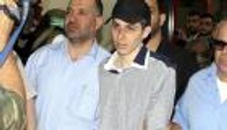 حرب "تكسير عظام" بين قادة إسرائيل تكشف أسرار صفقة شاليط