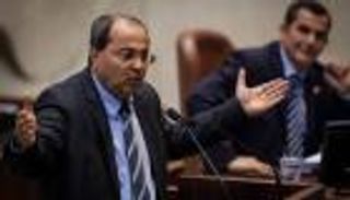 الطيبي لـ"العين": "منع الأذان" ينذر بحرب دينية وسنصعّد المعركة