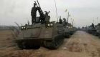 حزب الله عن عرضه العسكري في سوريا: وجودنا هناك لا يحتاج تبريرا 