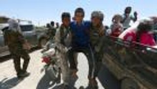 روايات مسعفين أجانب على جبهة الموصل.. الأطفال هم الضحايا