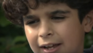 بالفيديو.. طفل ورضيع يخطفان الأضواء من ترامب