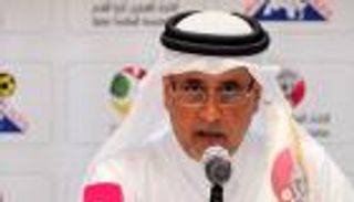 الفيفا يعاقب نائب رئيس اتحاد الكرة القطري 