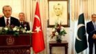 الرئيس التركي يدعو الدول الإسلامية لتوحيد الصف ضد المؤامرات