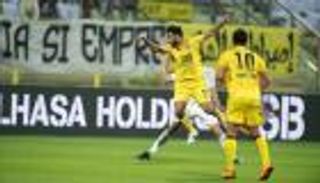 الوصل يعزز صدارته للدوري الإماراتي برباعية بني ياس