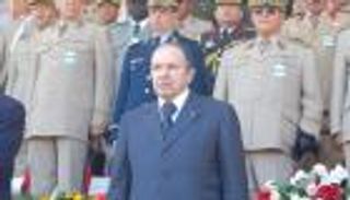 شائعات عزل بوتفليقة .. من أغضب الجيش الجزائري؟