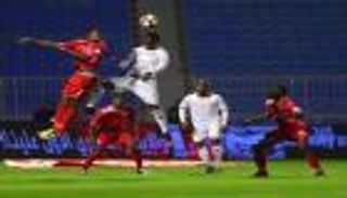 الوحدة يوقف انتصارات الشباب في الدوري السعودي