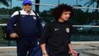 بالصور.. بعثة العين تصل إلى الإمارات بعد مواجهة سيونبوك