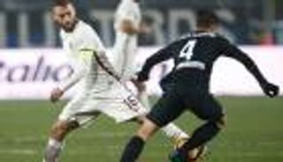 أتالانتا يعاقب روما المتراجع بثنائية 