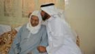 موقف نادر من الوفاء والعرفان.. سعودي بحث عن معلمه المصري 41 عاما