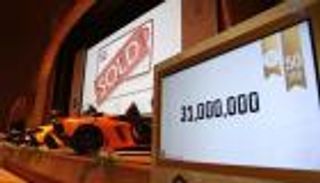 بيع 50 رقما مميزا للوحات المركبات في أبوظبي بأكثر من 99 مليون درهم