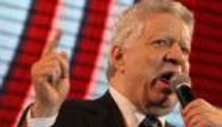 الاعتذار ينهي أزمة لاعب الزمالك مع رئيس النادي