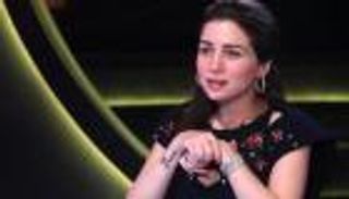 بالفيديو.. مي عز الدين تبكي وتكشف سبب تأخر زواجها