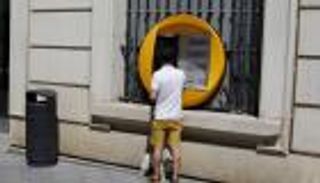 هجوم إلكتروني على أجهزة الصرف الآلي في 12 دولة