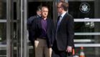 مستشار  أممي لإيران يعترف بتزوير إقرار راتبه والتآمر على القانون