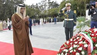 الشيخ منصور بن زايد يزور الجزائر