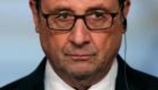 البرلمان الفرنسي يرفض طلبا لمساءلة هولاند عن انتهاك "قواعد أمنية"