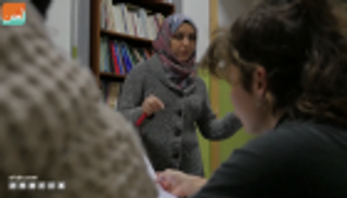 لاجئون يبحثون عن حياة طبيعية في اليونان