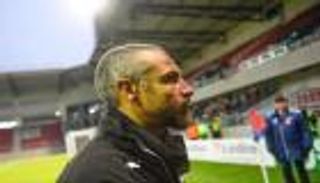 استقالة لارسون من تدربب نادٍ بعد الاعتداء على نجله 