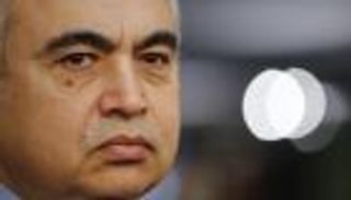 توقعات بتراجع استثمارات النفط للعام الثالث في 2017