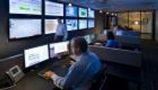 الجزائر.. 18 مليون حساب شخصي على فيس بوك "تحت عين الرقيب"