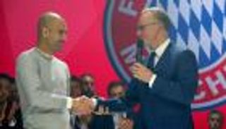 جوارديولا يدفع رومينيجه لمهاجمة الإعلام الألماني