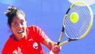 وفاة والد لاعبة تنس تشيلية أثناء متابعتها في الملعب