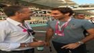 صور: فيدرير وباتيستوتا في حلبة مرسى ياس لمتابعة "الفورمولا 1"