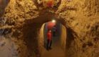 بالصور.. "ملاهي الأنفاق" ملاذ أطفال سوريا من رعب القصف