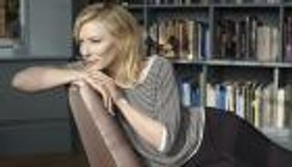 النجمة كيت بلانشيت تقدم هدية خاصة لسائق تاكسي