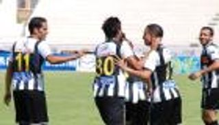 فوز كبير للصفاقسي يمنحه صدارة الدوري التونسي