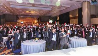 صورة تجمع المشاركين في الملتقى 