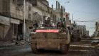 "داعش" يعلن أسر جنديين تركيين .. وأنقرة: فقدنا الاتصال بهما