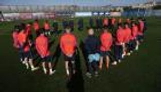 أندية العالم تنعى ضحايا فريق شابيكوينسي