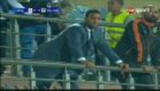 ميدو يتعرض للطرد في أول مواجهة ضد الزمالك